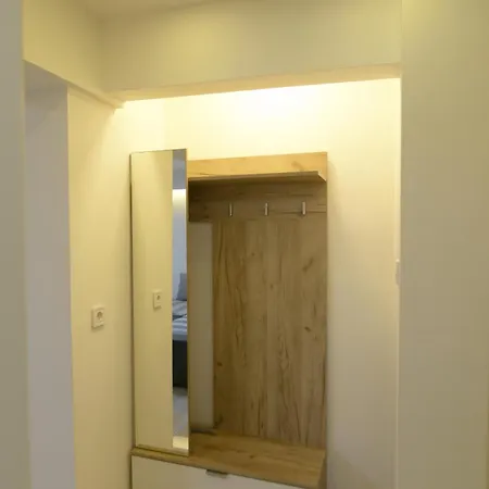 3m Center * Σκόπια