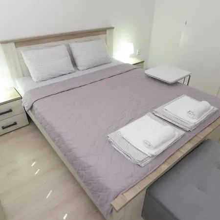 Apartment 3m Center